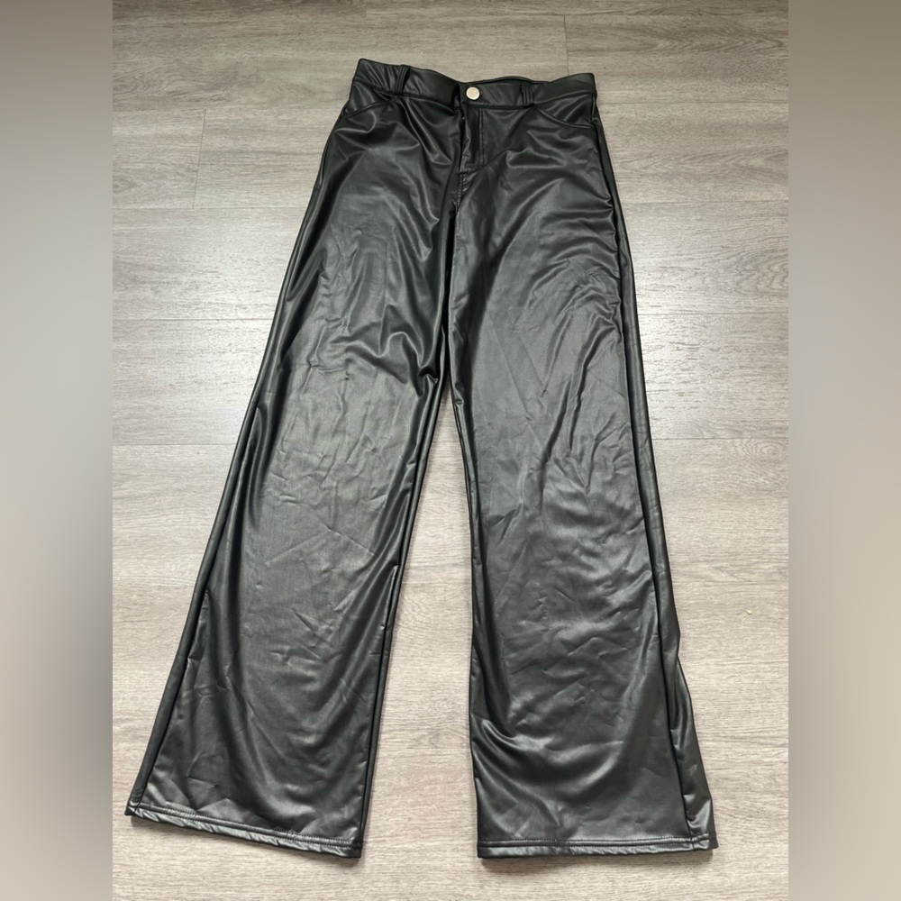 Women’s Blackck Leather Pants